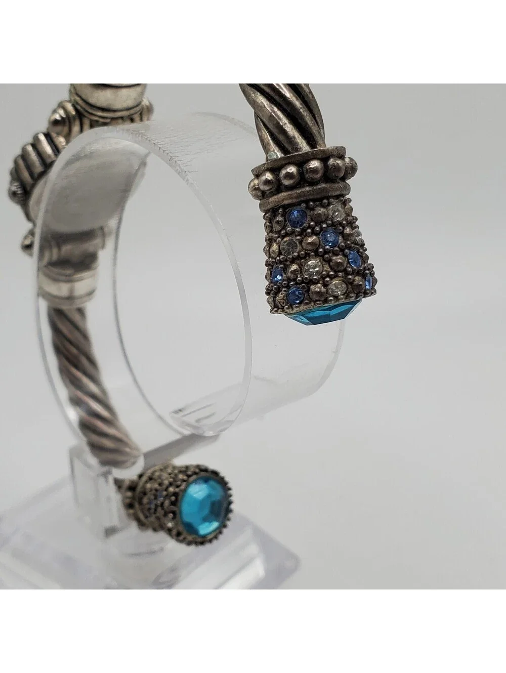 Stone Rhinestone Gem Quartz Watch Womens 22mm Silver Tone New Battery